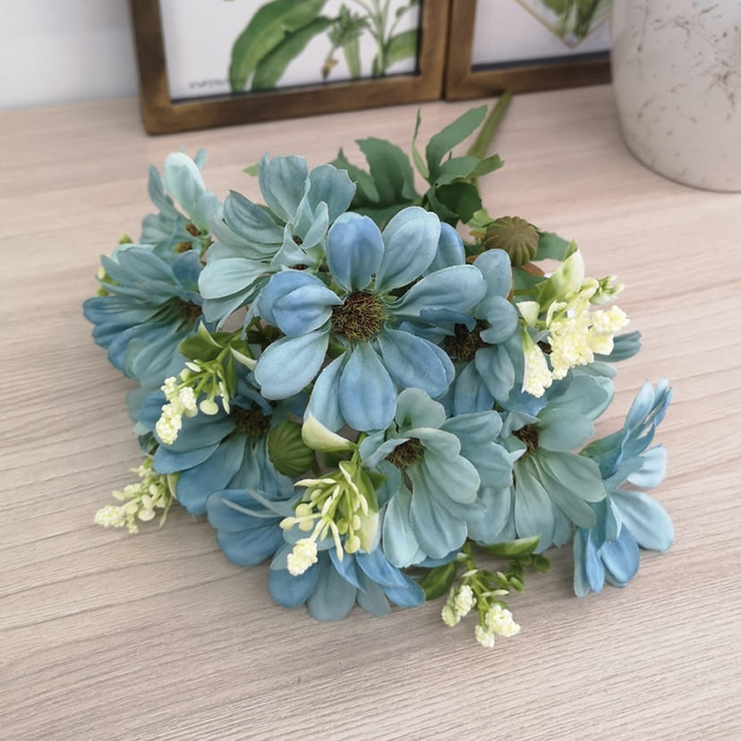Искусственные цветы в Ставрополе | Цветы искусственные «Ромашки с бутонами», голубые, букет