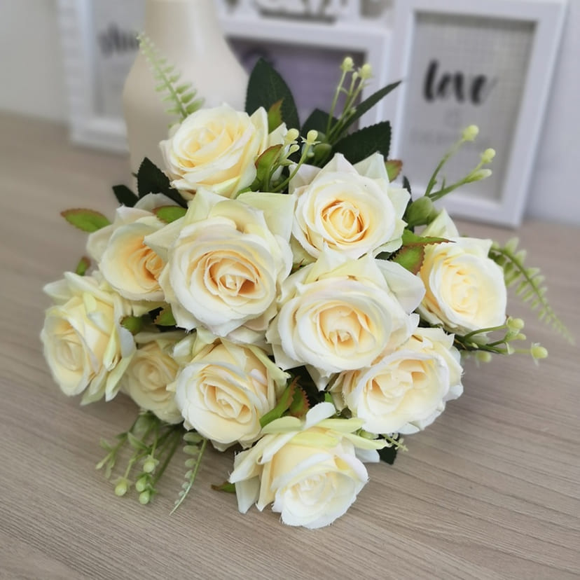 Искусственные цветы в Ставрополе | Цветы искусственные «Розы острые», молочно-персиковые, букет